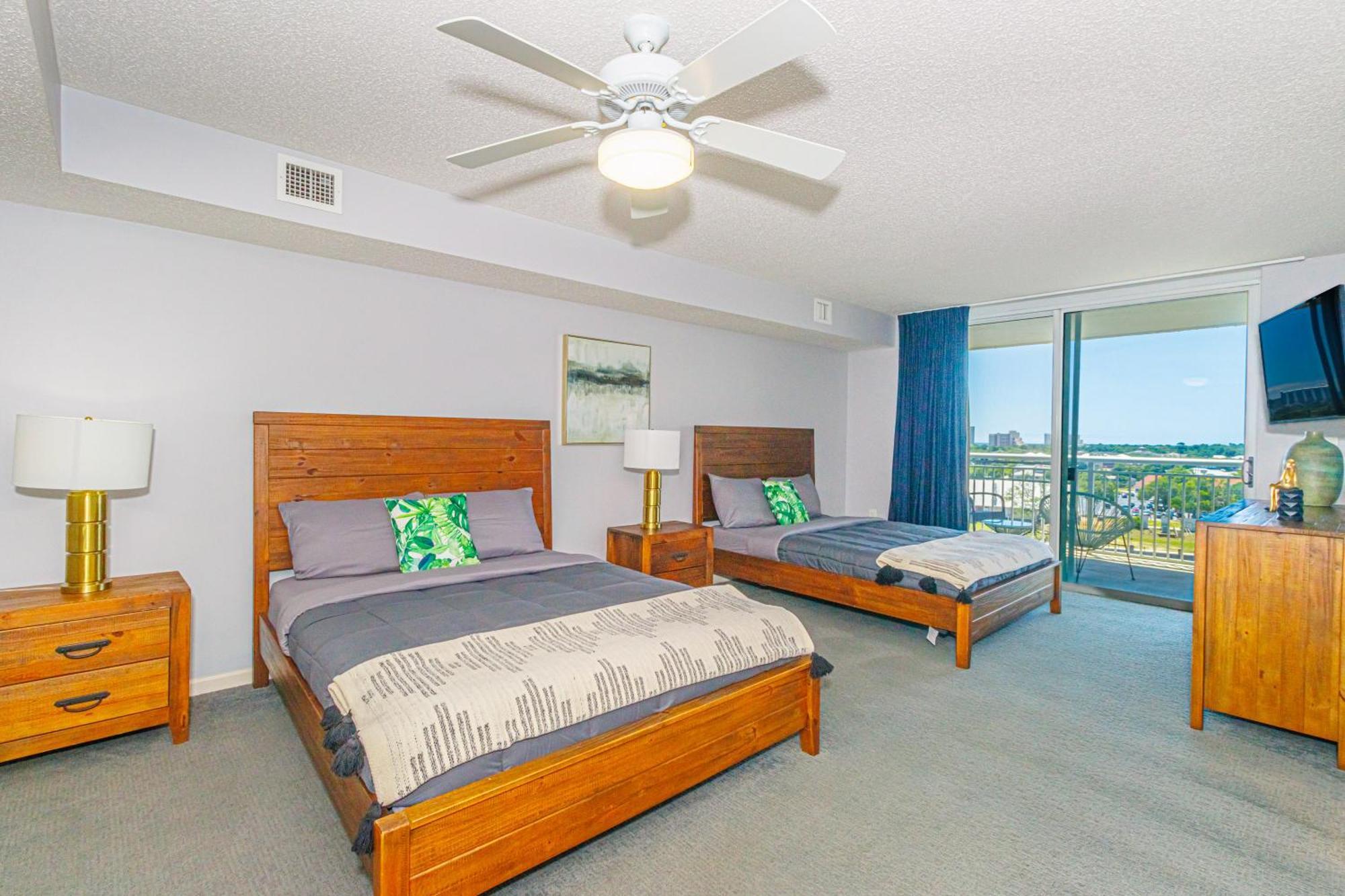 מירטל ביץ' Modern Condo At Yacht Club Villas מראה חיצוני תמונה